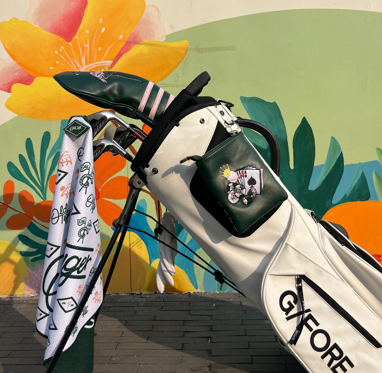 PINKTEE Golf Valuables Pouch Funny Golf Accessories Bag with Zipper Green Leather Golf Tee Pouch for Women
