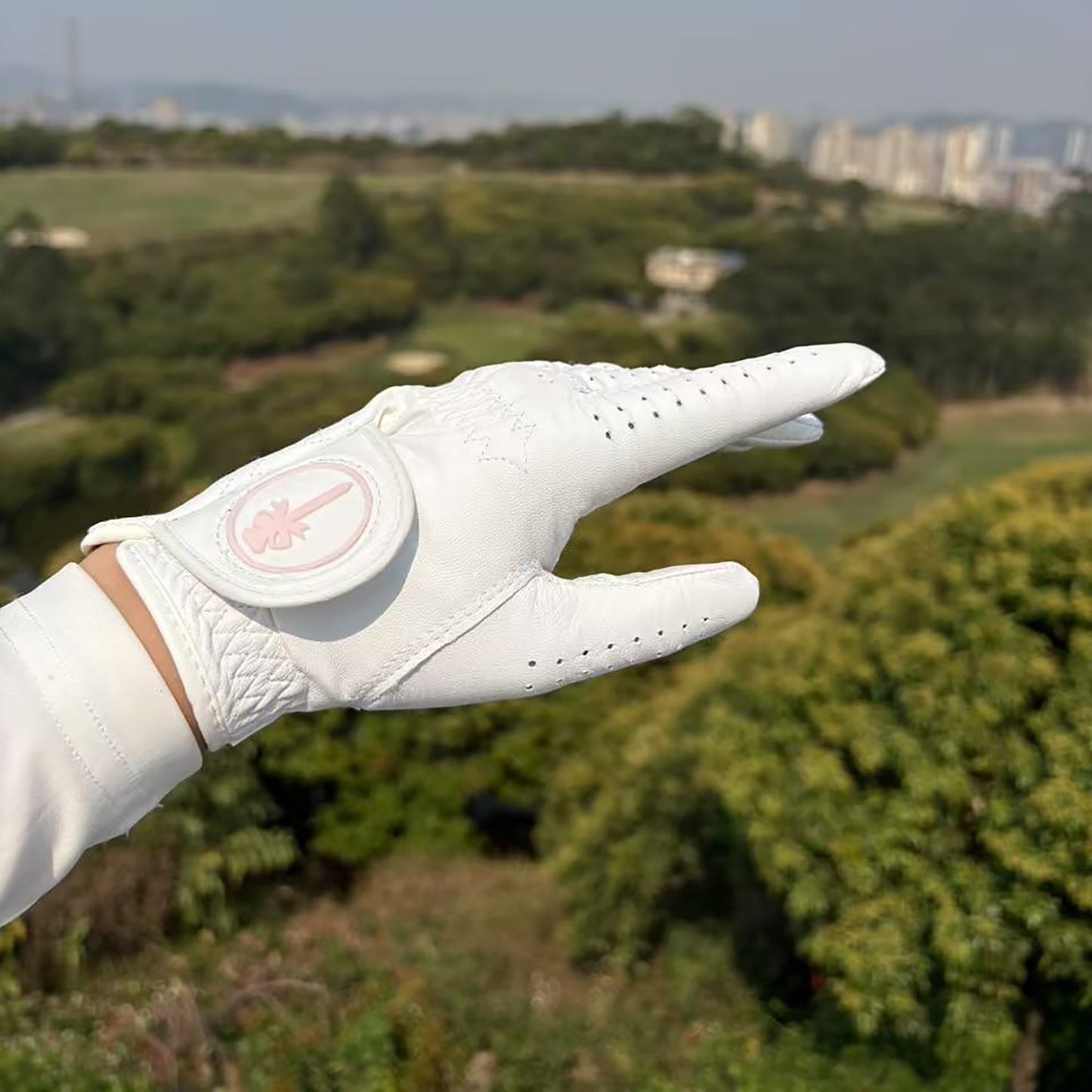 PINKTEE Women's Golf Glove Cabretta Leather Left Hand with Enhanced Grip Ladies Soft Pink Glove Fit Size Small Medium Large XL