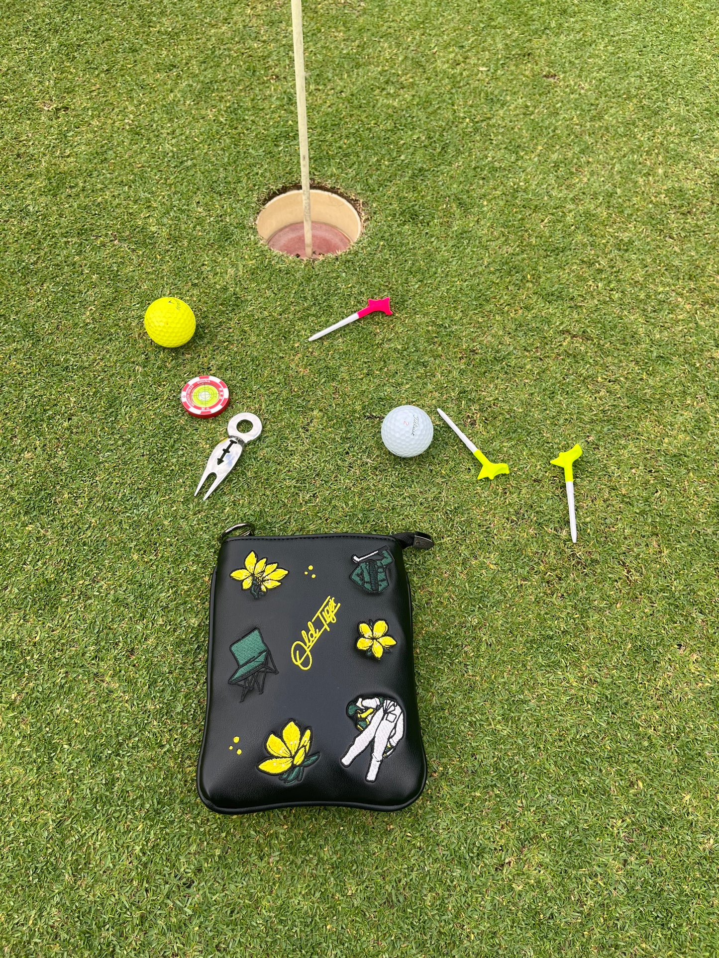 Golf Valuables Pouch with Zipper Leather Golf Tee Bag Waterproof for Men and Women